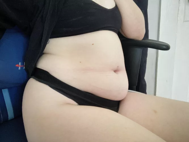 Another perk of working from home…I get to let it all hang out 🐽🐽🐽