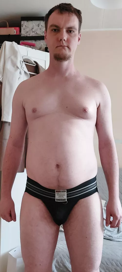 Any bear wants to chat? 😈😅