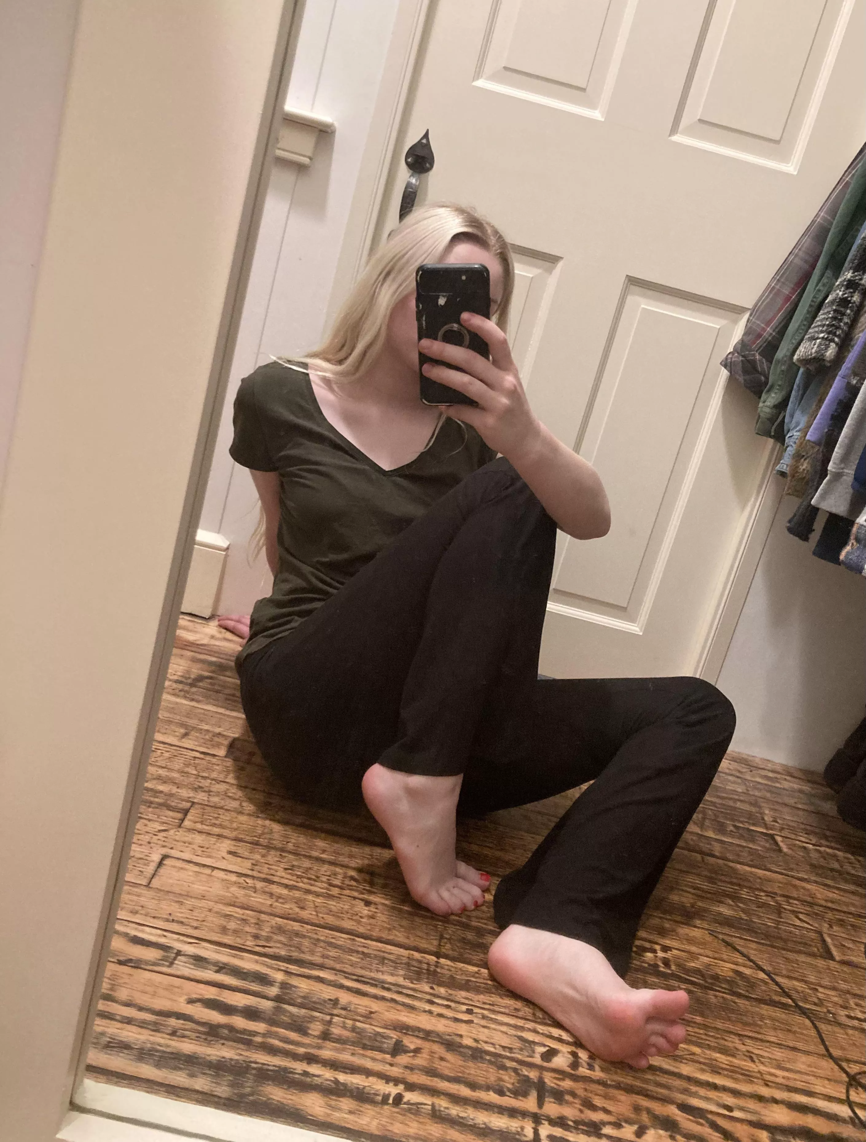 Any foot fans around here? 😏