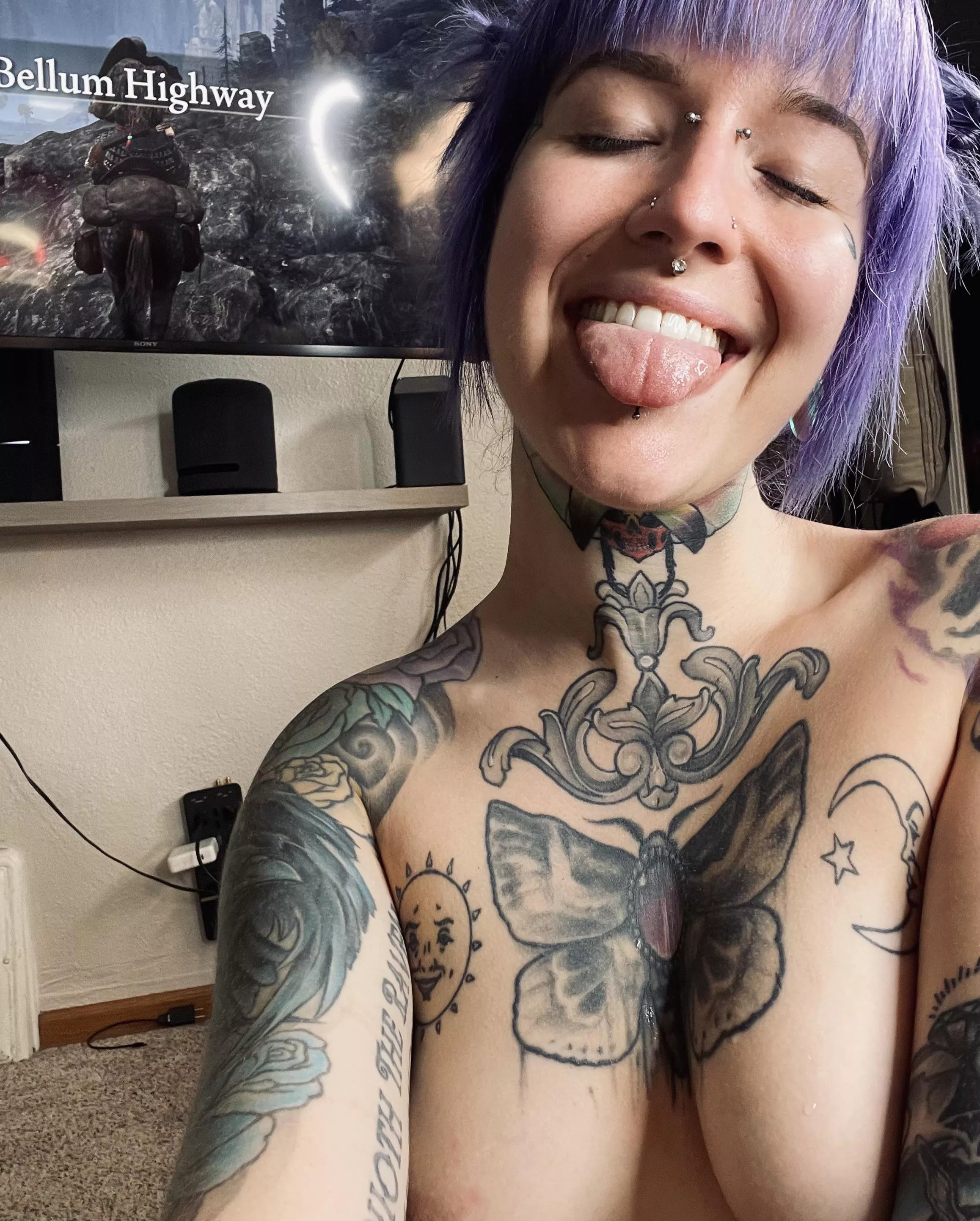 Any gamers here who like to get 🧠while they play?