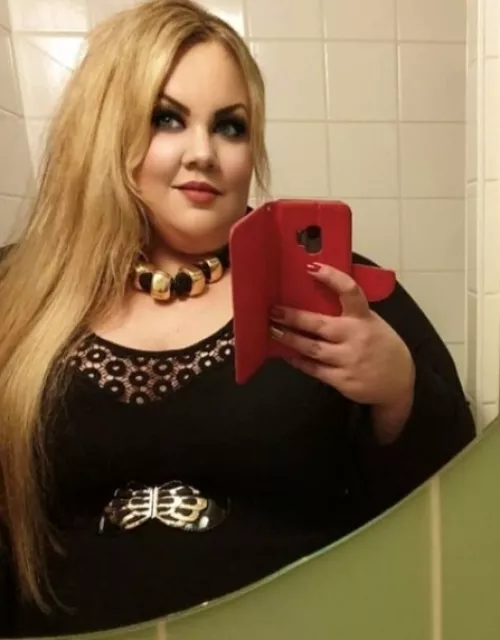 Any UK people want to fat chat? adults only 🐄🐮🐷🥰🥰🥰🥰🤔🤔🥰