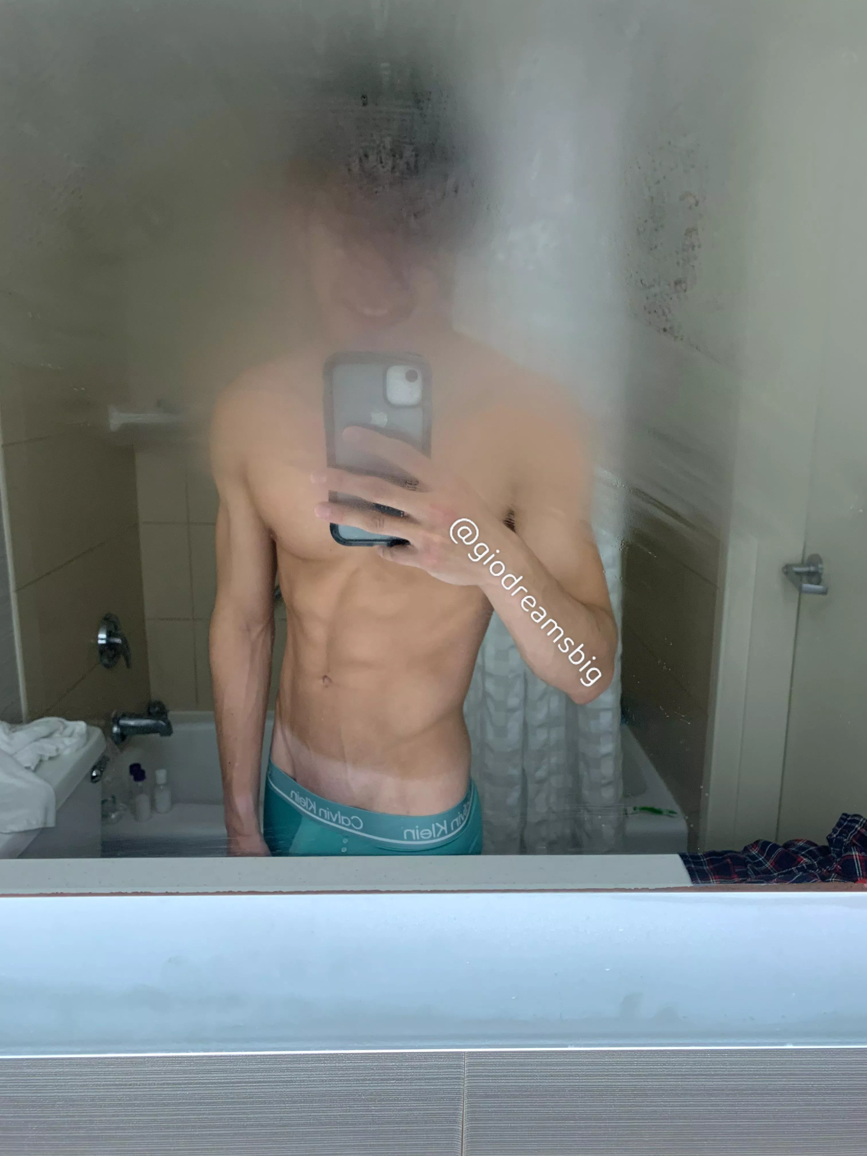 Anybody into tanlines?