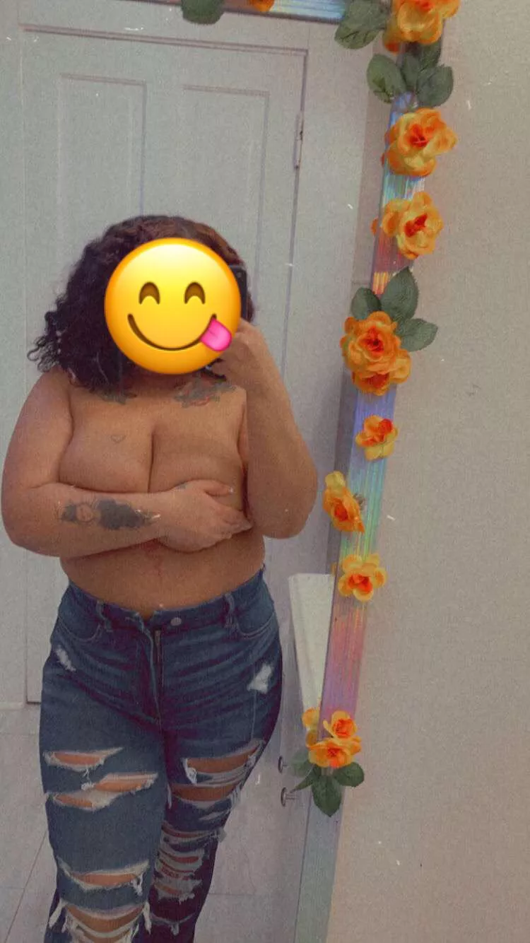 Anybody like mom bods?