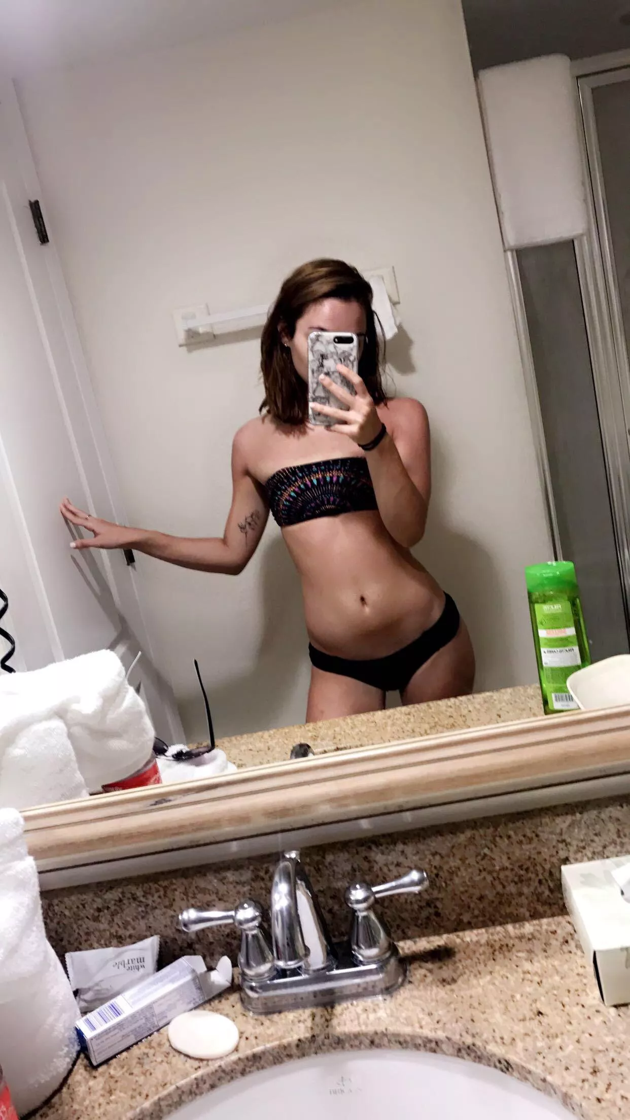 Anyone down to let me cum on your wife’s pics this morning? Kik t_meadows15 / pic of my girl below 😋