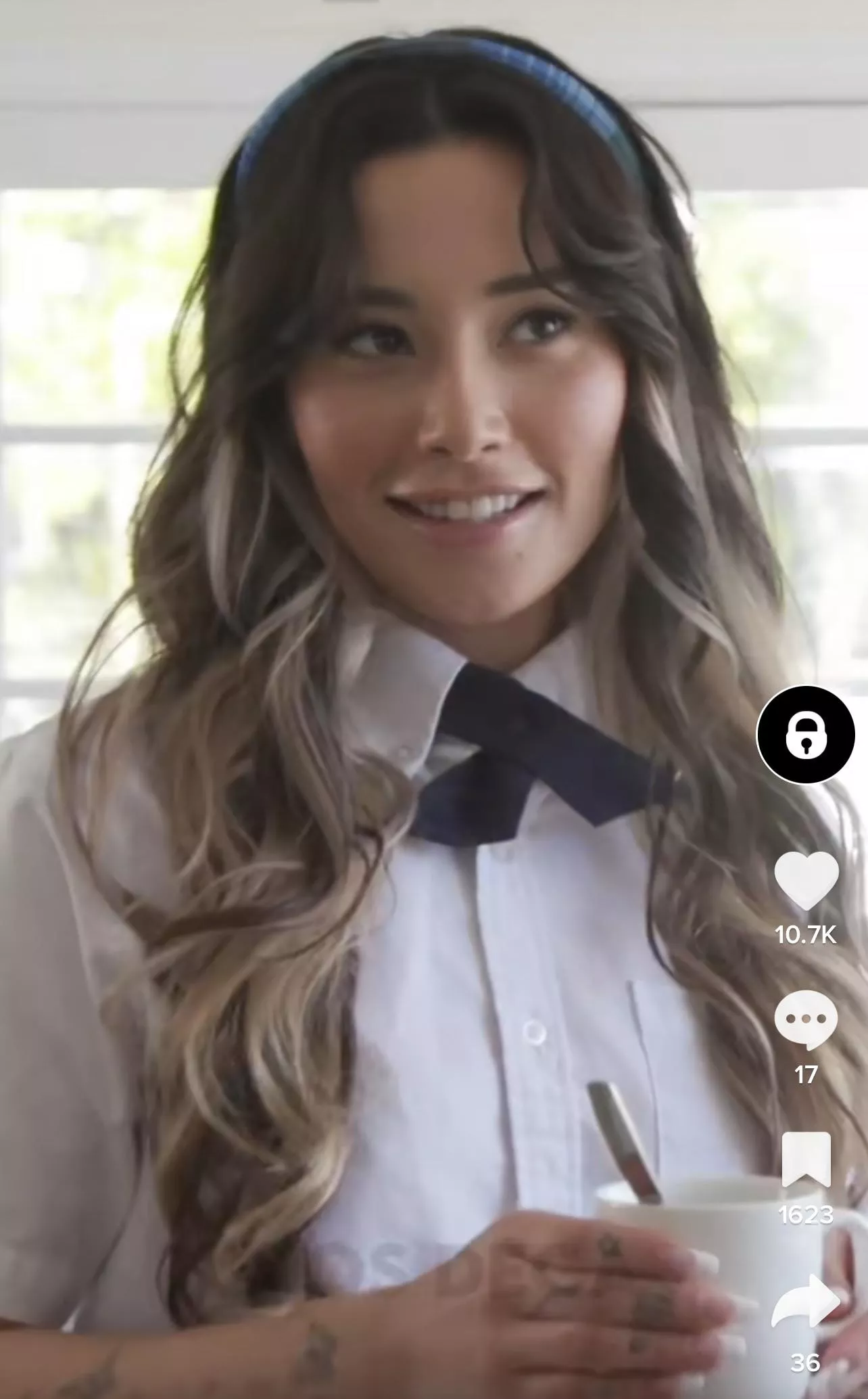 Anyone know her name? Please n thanks in advance!