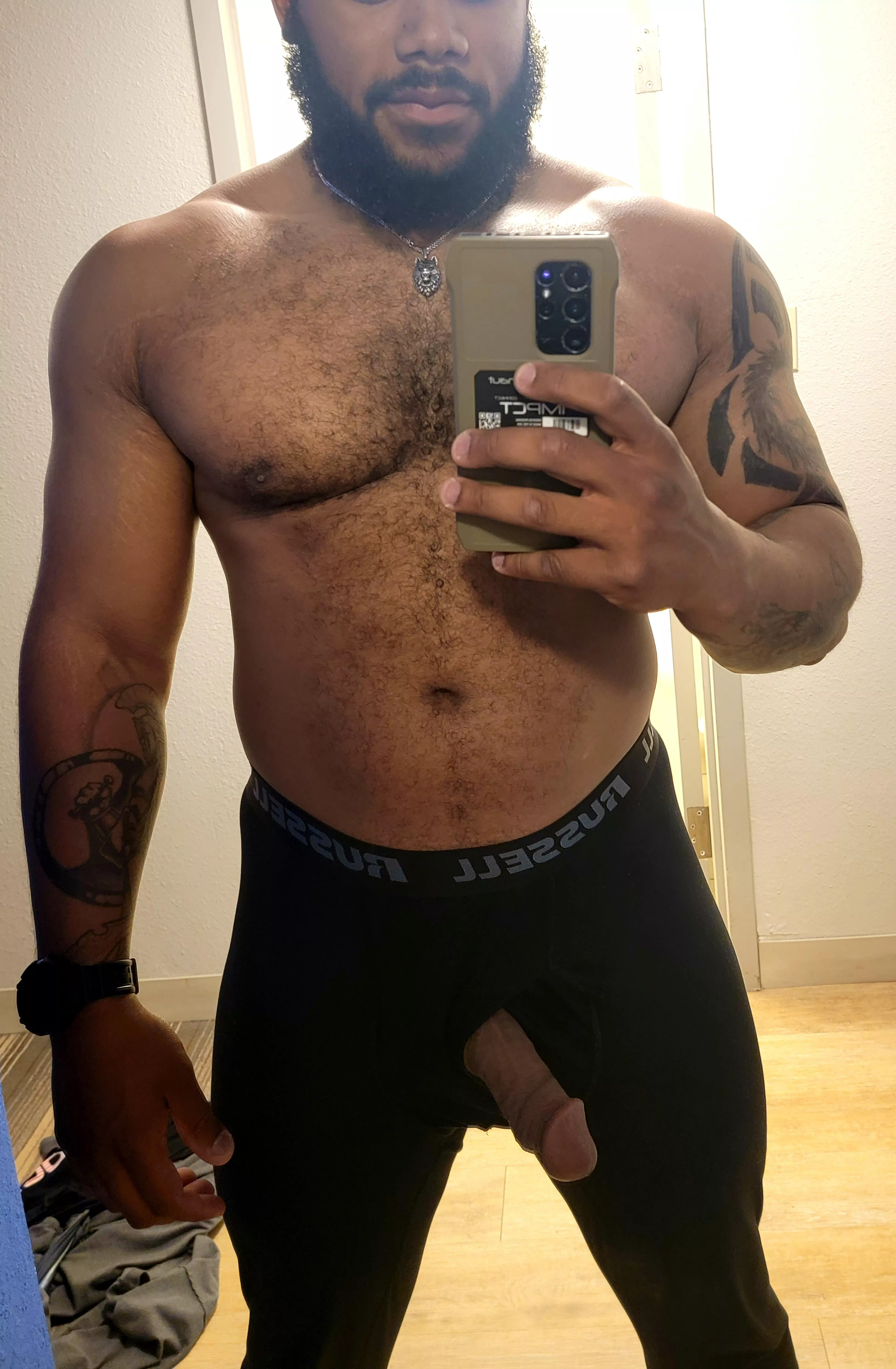 anyone order a beef cake? 😈