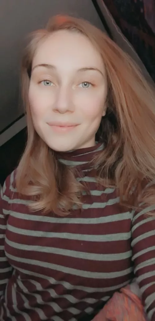 anyone still into normal girls?? Just your typical girl next door with a fat white ass, a cum addiction, and a FREE OF :p