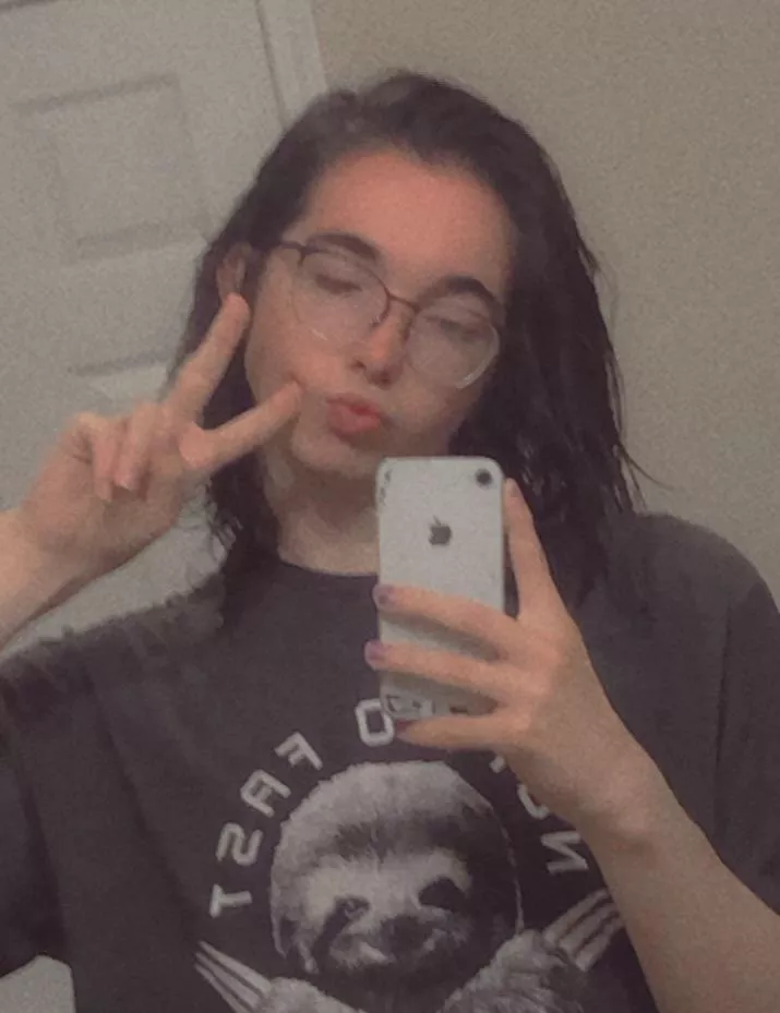 Anyone wanna cuddle?☺️