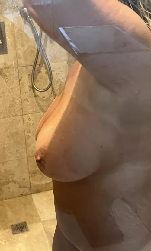 Anyone want to trade 53 wife pics??