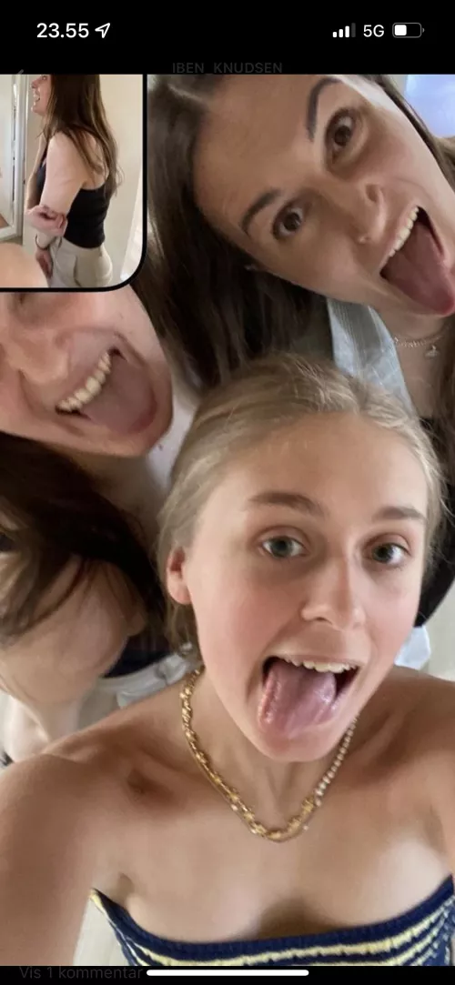 Anyone who like tongue pics and want to cum on my friends? Dm me