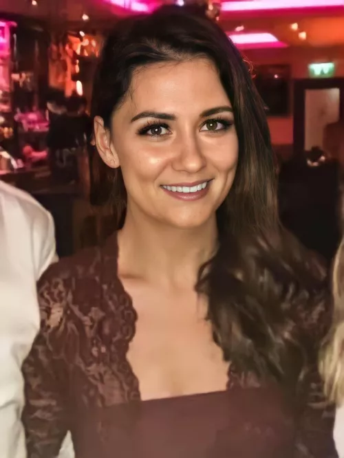 Anyone with a fleshlight/ pocket pussy like to tribute my pregnant milf wife? Kik seany1993. Include the “.”