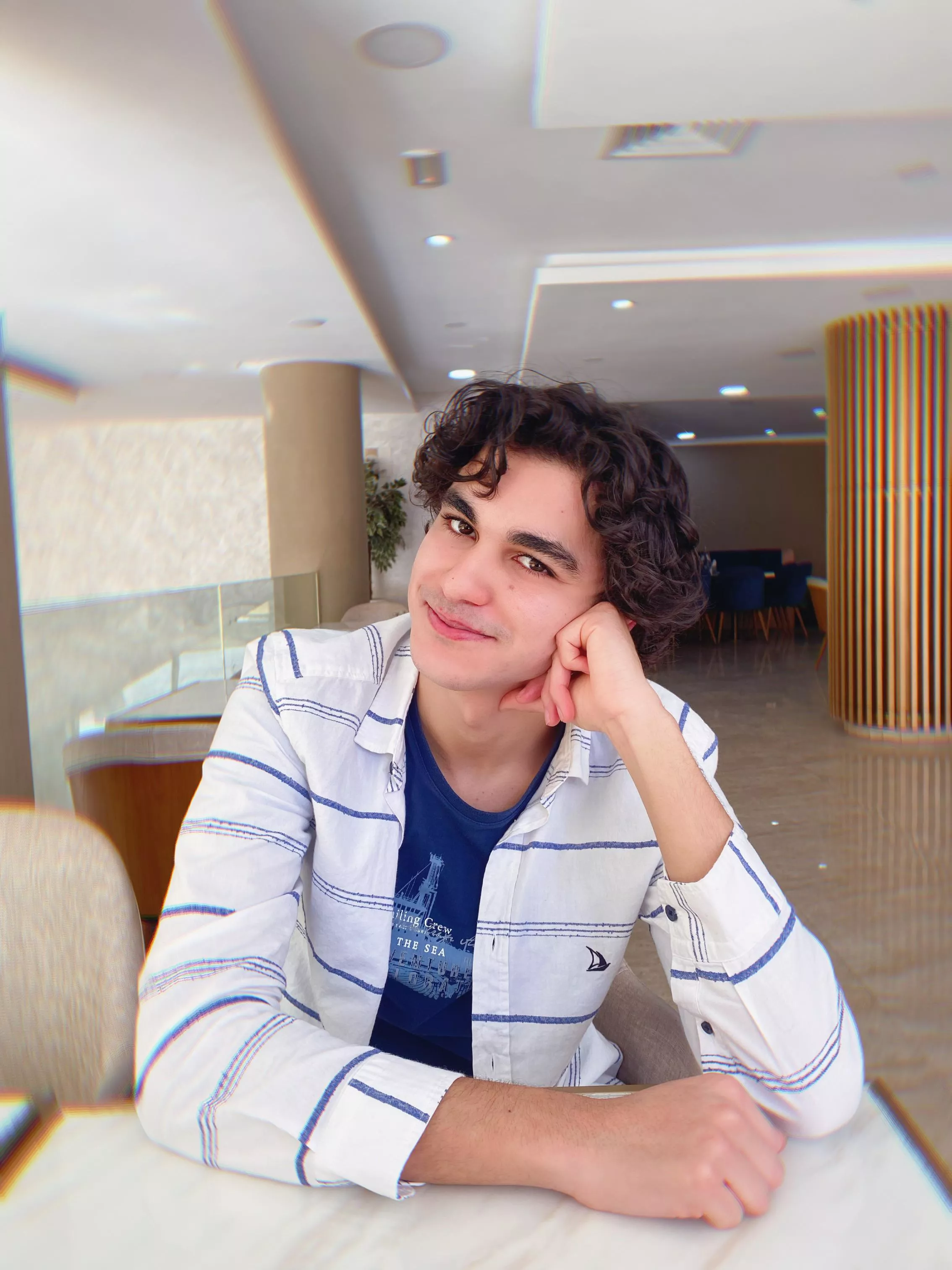 Apparently, I look like a vampire 🤣