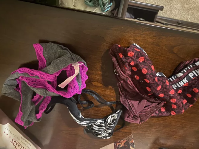 Are you alone at home and bored? You got access to your moms/wife/gfs panties and bras and her sex toys. You want to do as I say and get cucked? Pm is open.