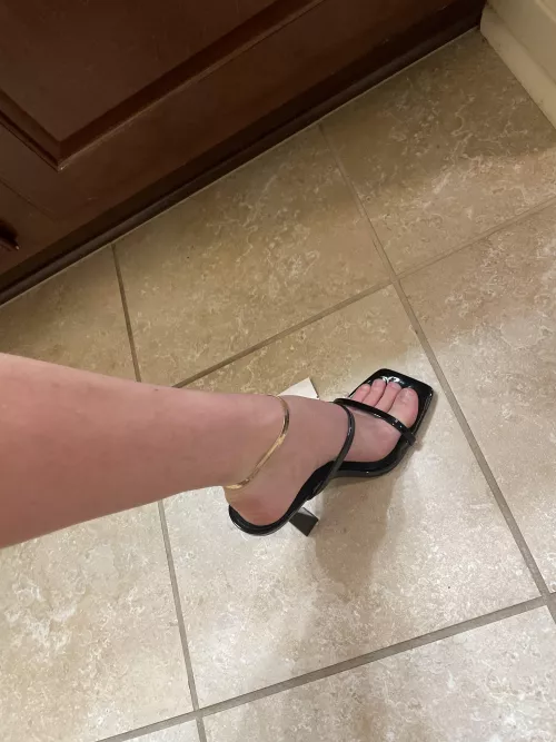 aren’t you curious what the rest of me looks like?