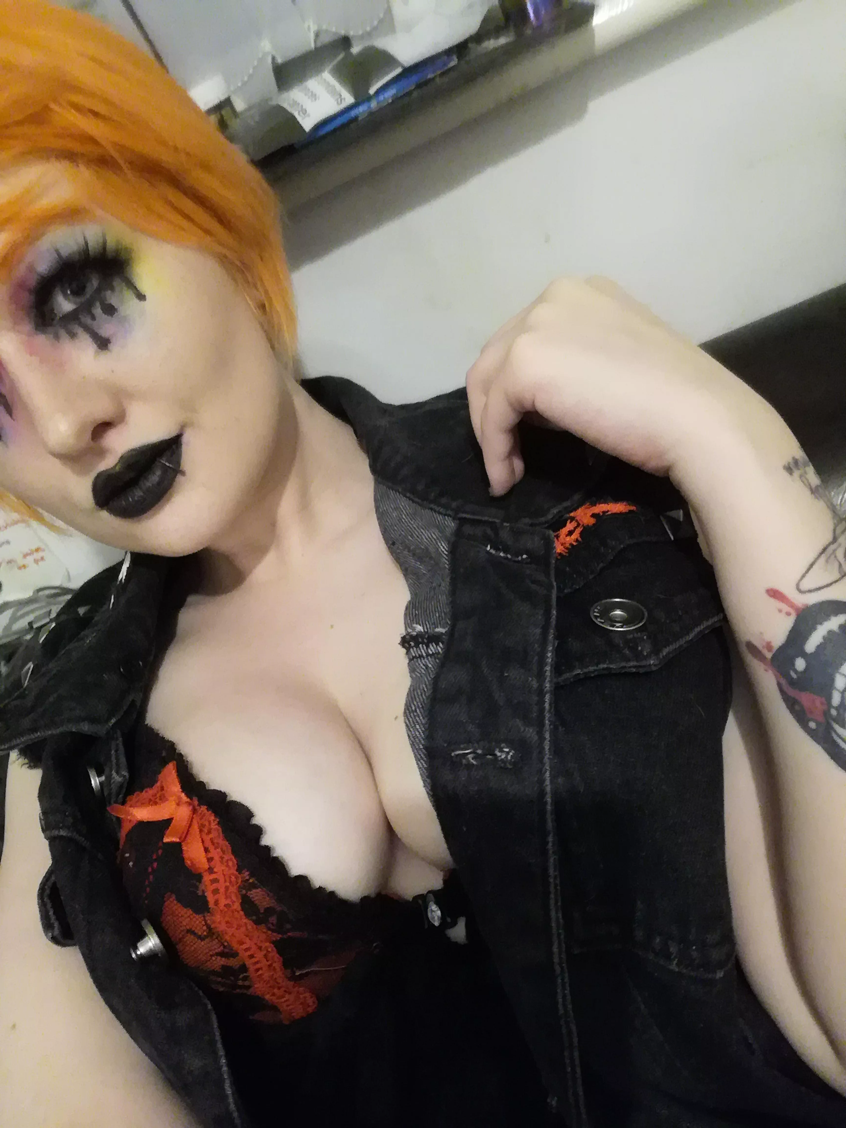 ��?Arrow if yo'ud fuck