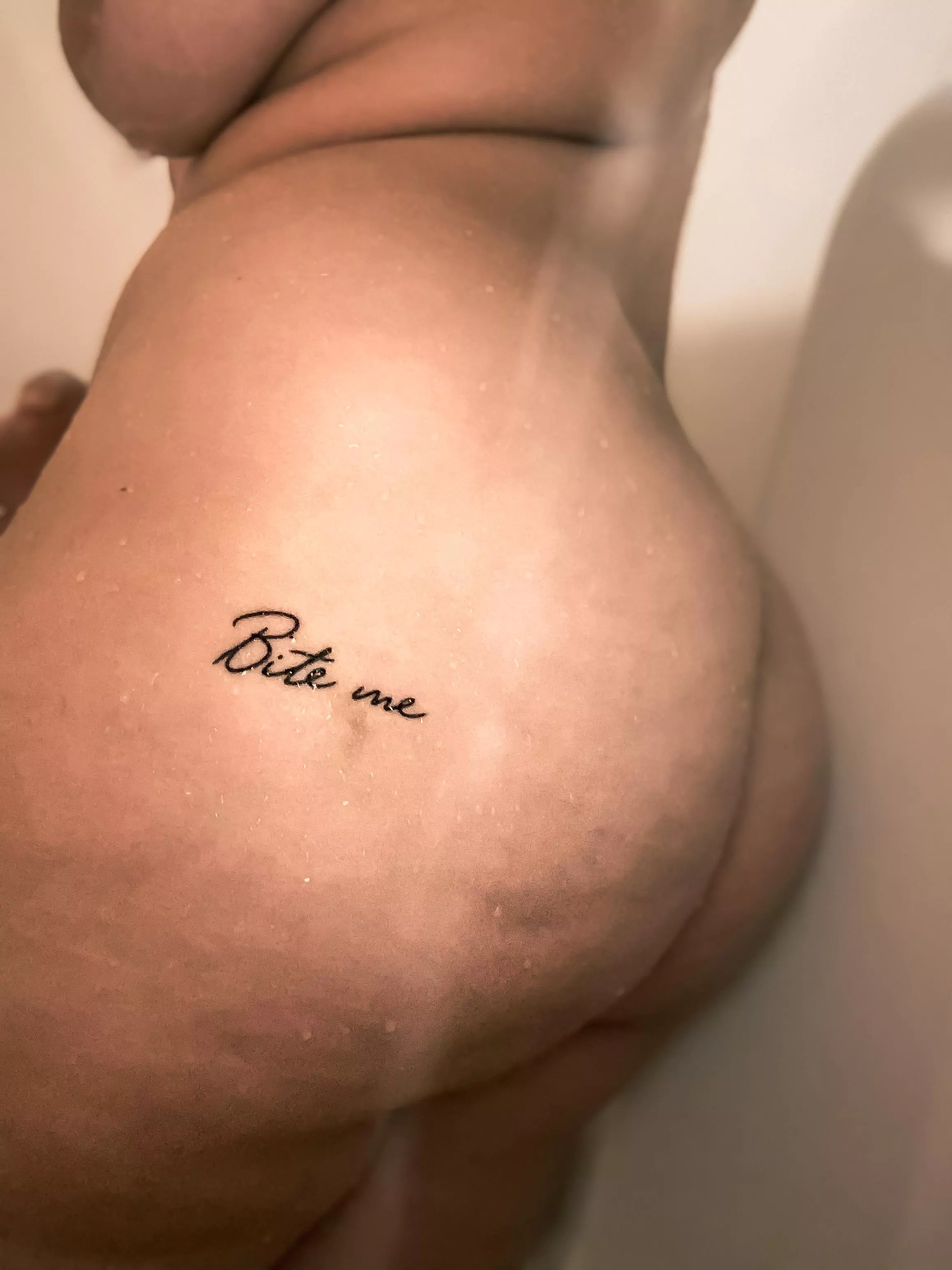 Ass lookinginconments