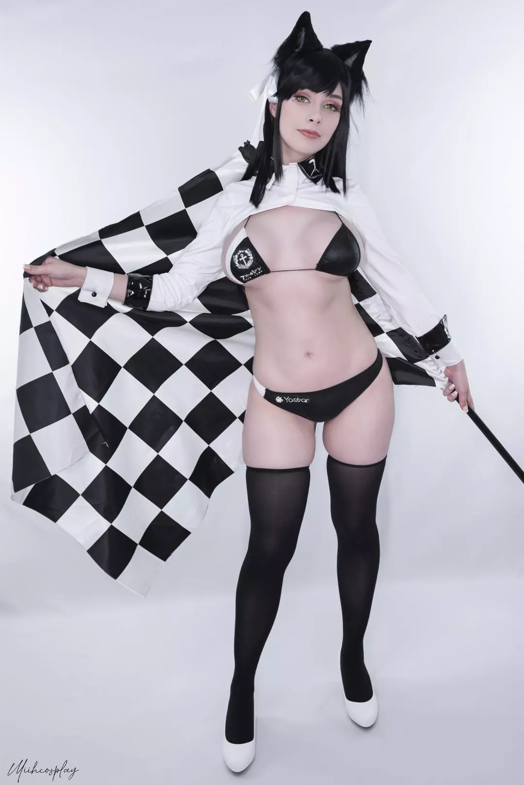 Atago Race Queen from Azur Lane by MiihCosplay