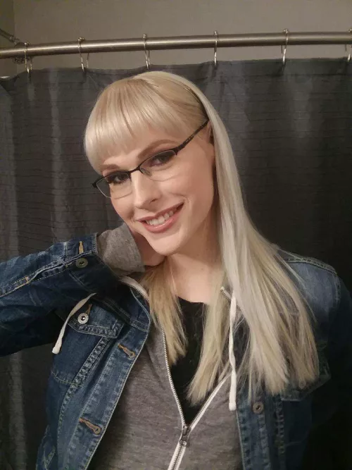 Aw shucks, I had my makeup artist cherry popped