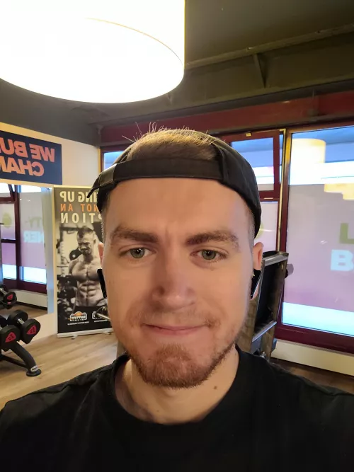 Back in the gym after 1 month 😅