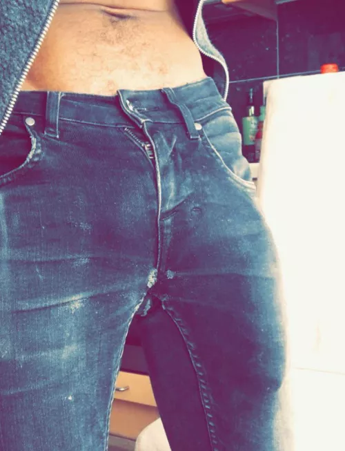 BBC trying to hide in SkinnyJeans