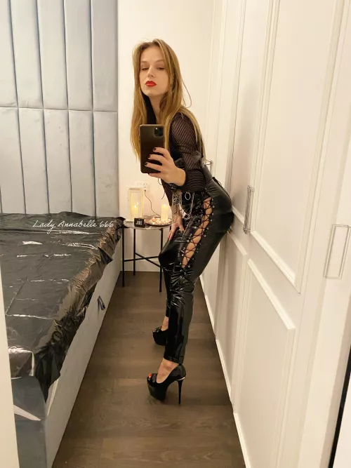 Beautiful legs covered in sexy pants