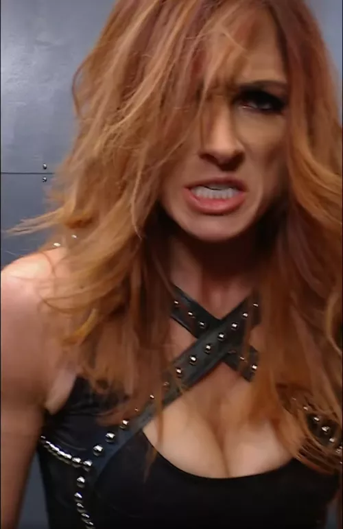 Becky Lynch's Milf Tits😍