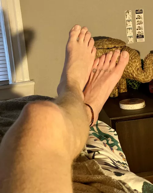 Been feeling under the weather all day today. Who’s gonna come take care of me?