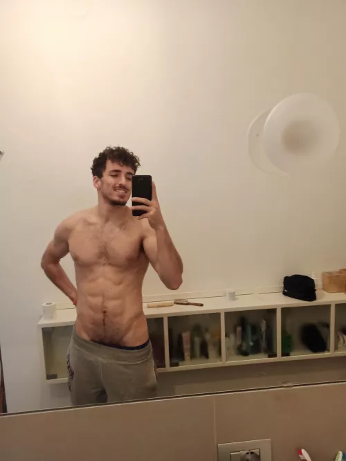 been hitting the gym lately :) very proud with the progress