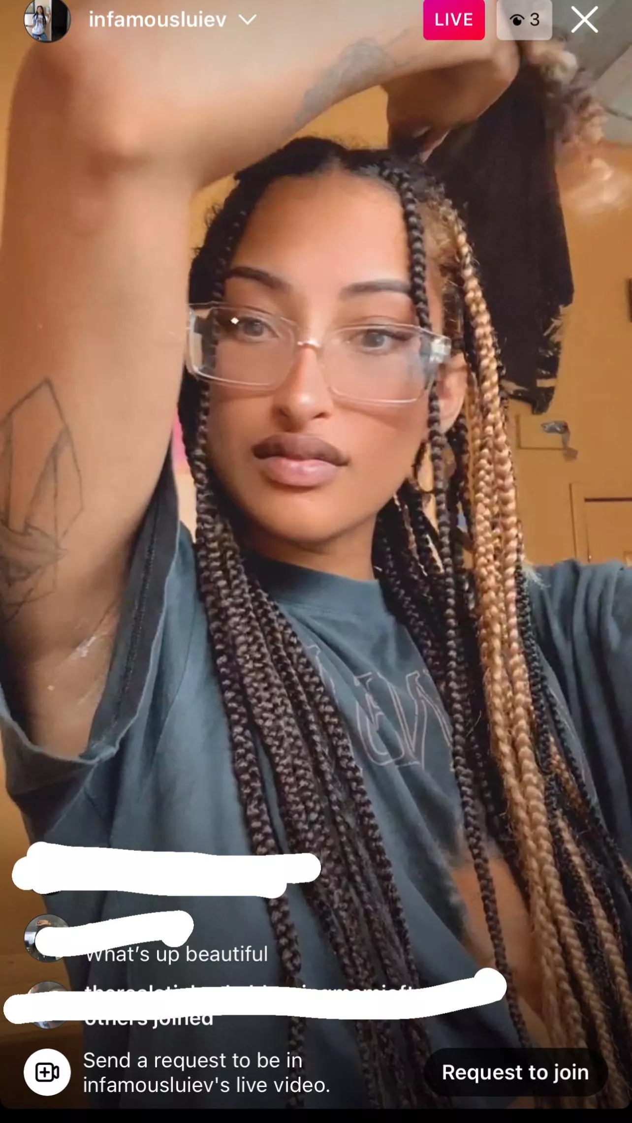 Been wanting to see her armpit 🤤