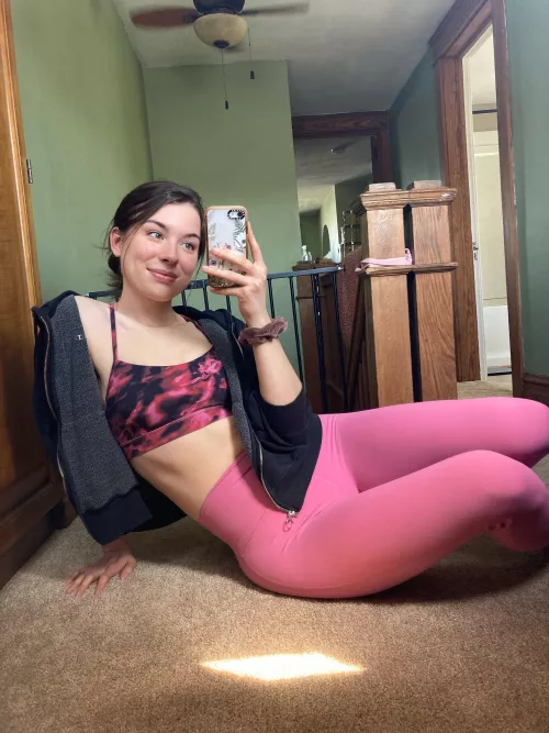 Cutegeekie. Pink_finnxox. Nala Brooks Bra. Cutegeekie Pearl.