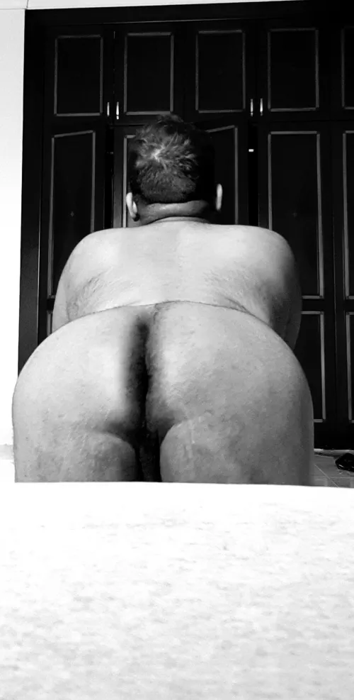 Beggin' for a pegging