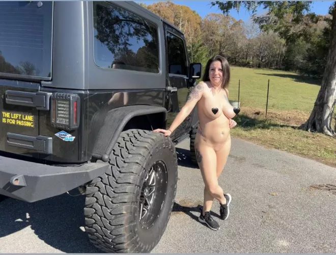 Being outside naked is one of my favorites! 🤗