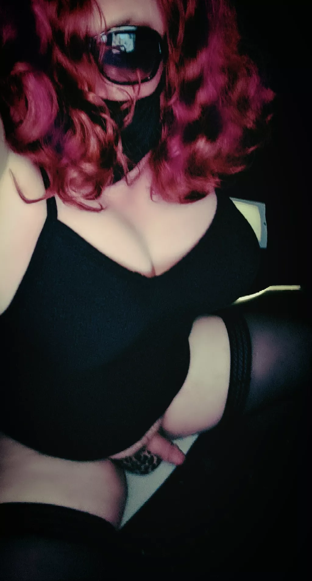 Being slutty at the Glory Hole 💋🍆💦