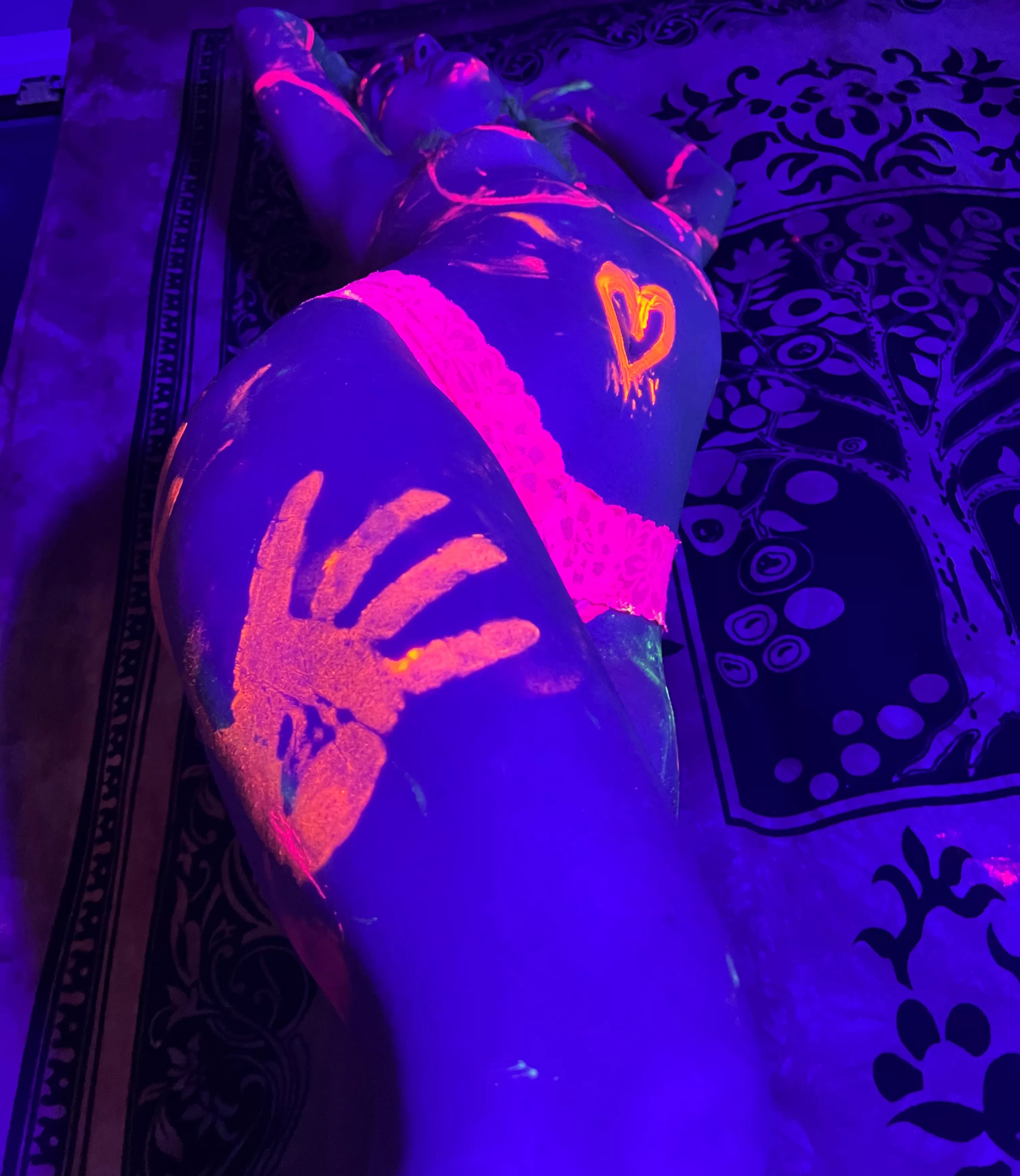 Blacklights and body paint, anyone?