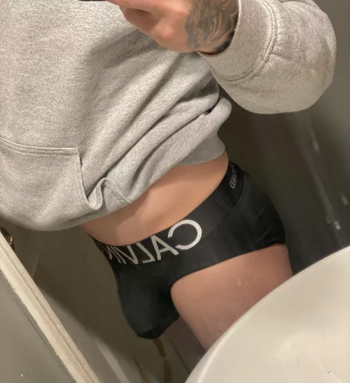 Blacks always a nice choice.