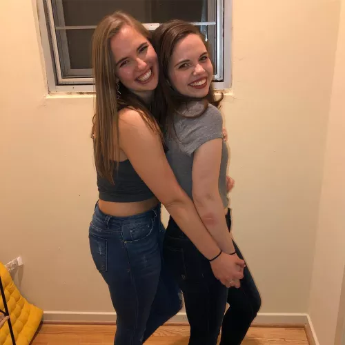 Blonde or brunette? [2]