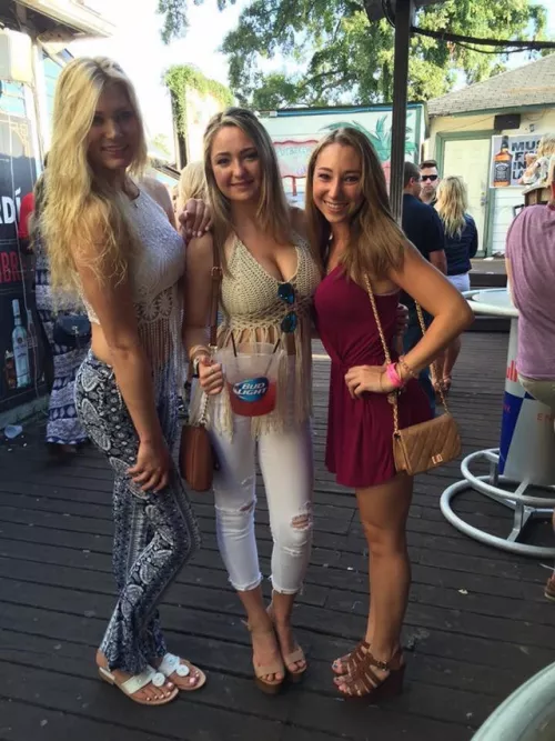 Boardwalk Babes