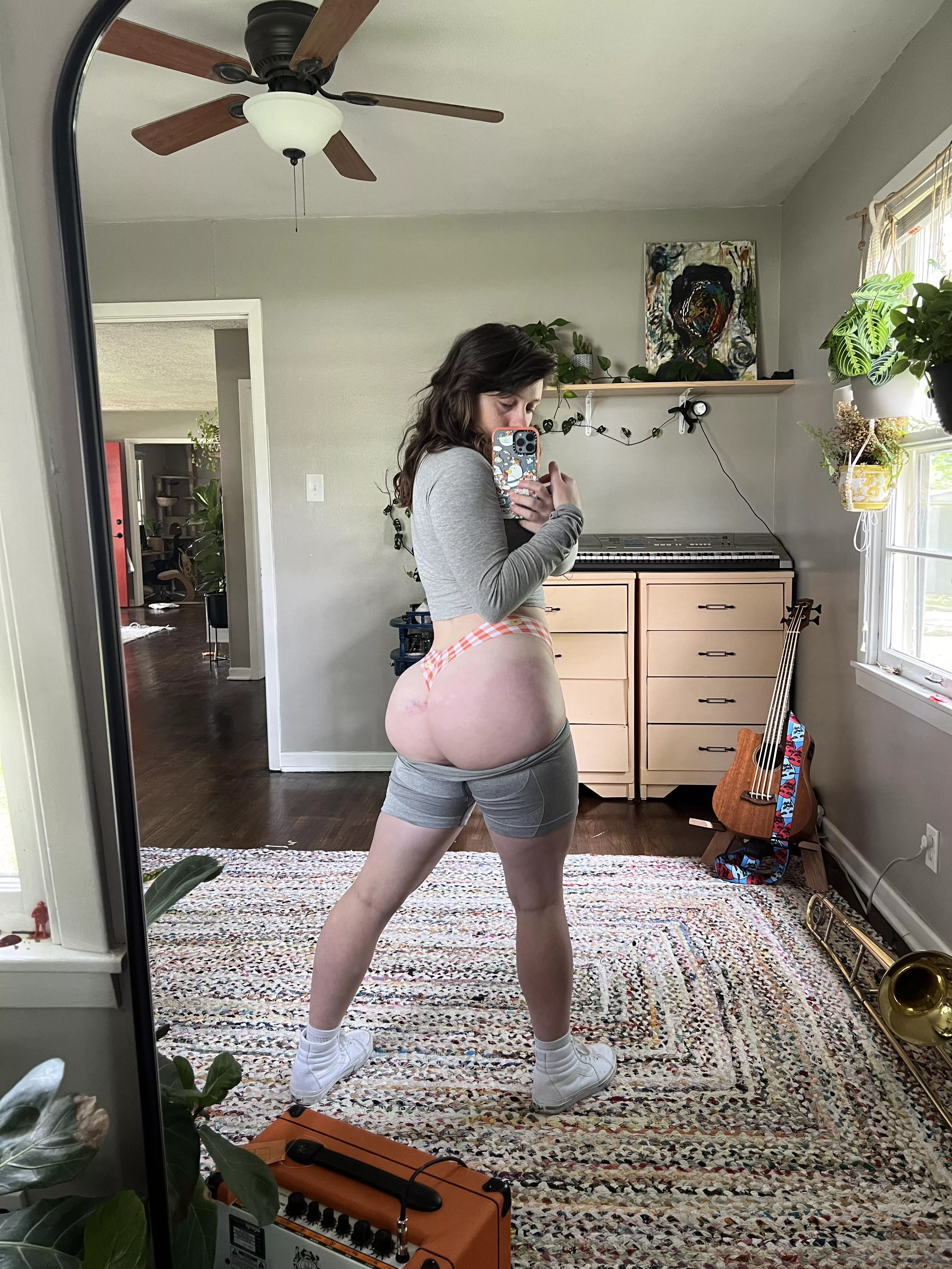 Booty be poppin