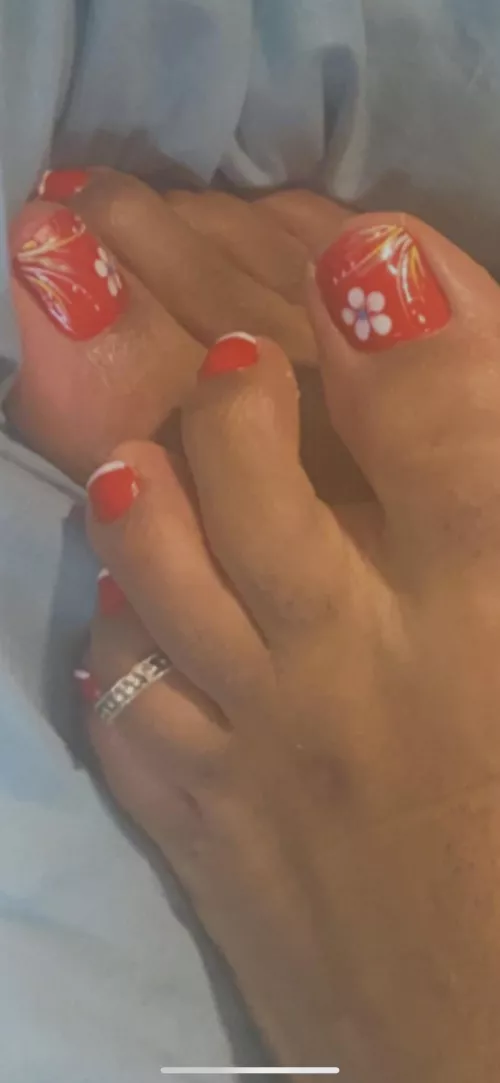 Bought some feet jewelry π₯°