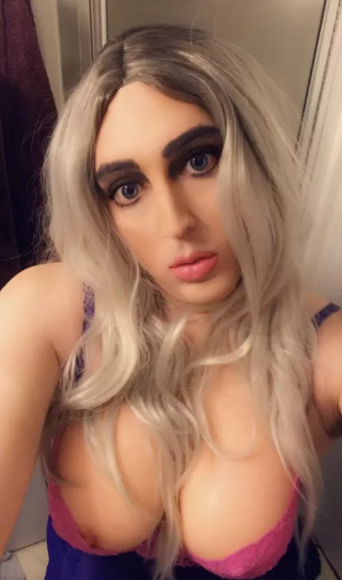 Breasts or no breasts? 🤔