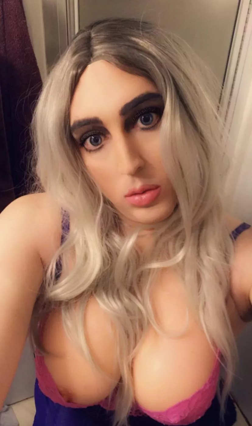 Breasts or no breasts? 🤔