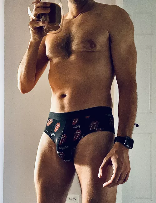 Bright and warm sun this morning, enjoy it!