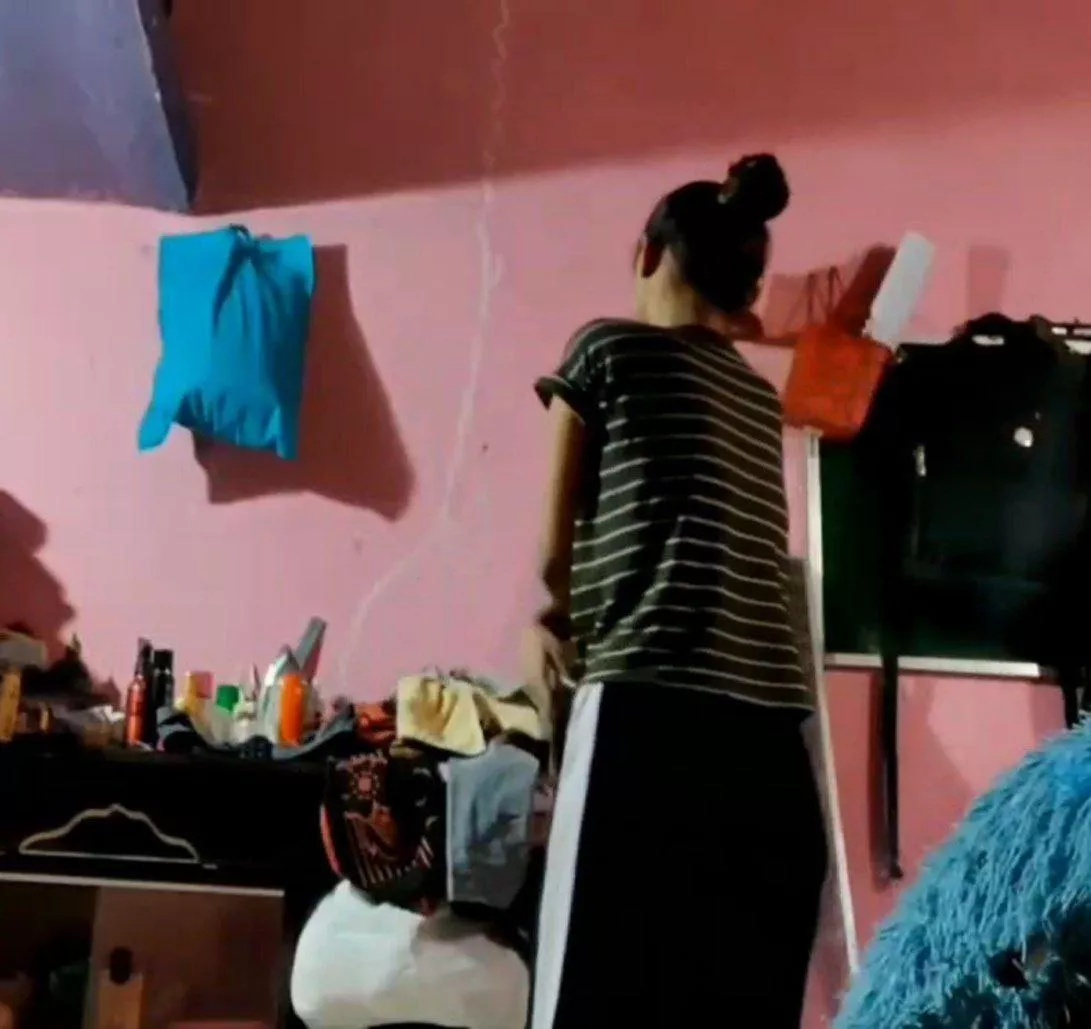 Brother Enters Indian Sister Room🥵 Suddenly To See Her While Changing Her Dress 👗 Full Nude B00bs Hanging & Pu$$y Sh0wn Clearly💦Don't Miss!! Must Watch 🔥 ⬇️ Br0th€R & S!ST€R V!RAL VIDEO ⬇️