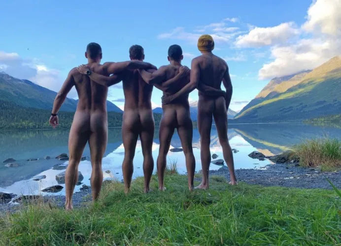 Brothers finally meeting up for some quality time together 💙