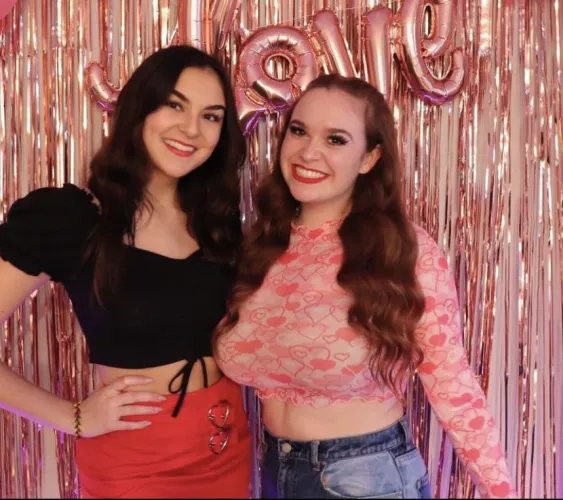 Brunette or redhead?