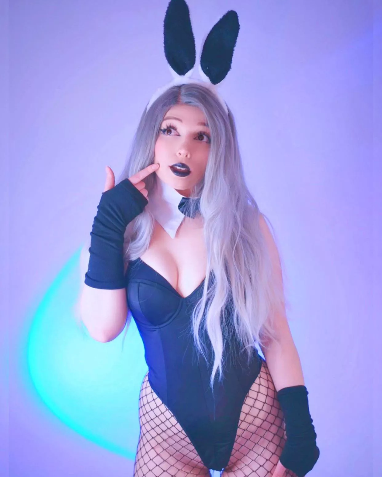 Bunny Waifu by betsyworld