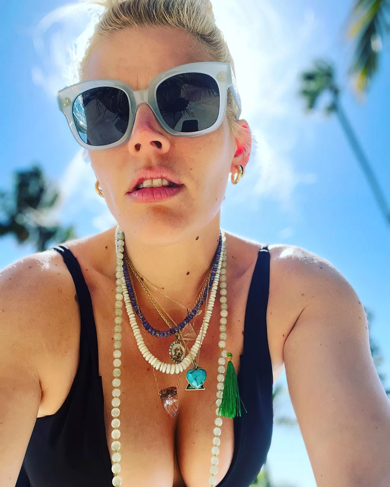 Elizabeth Phillips Boob