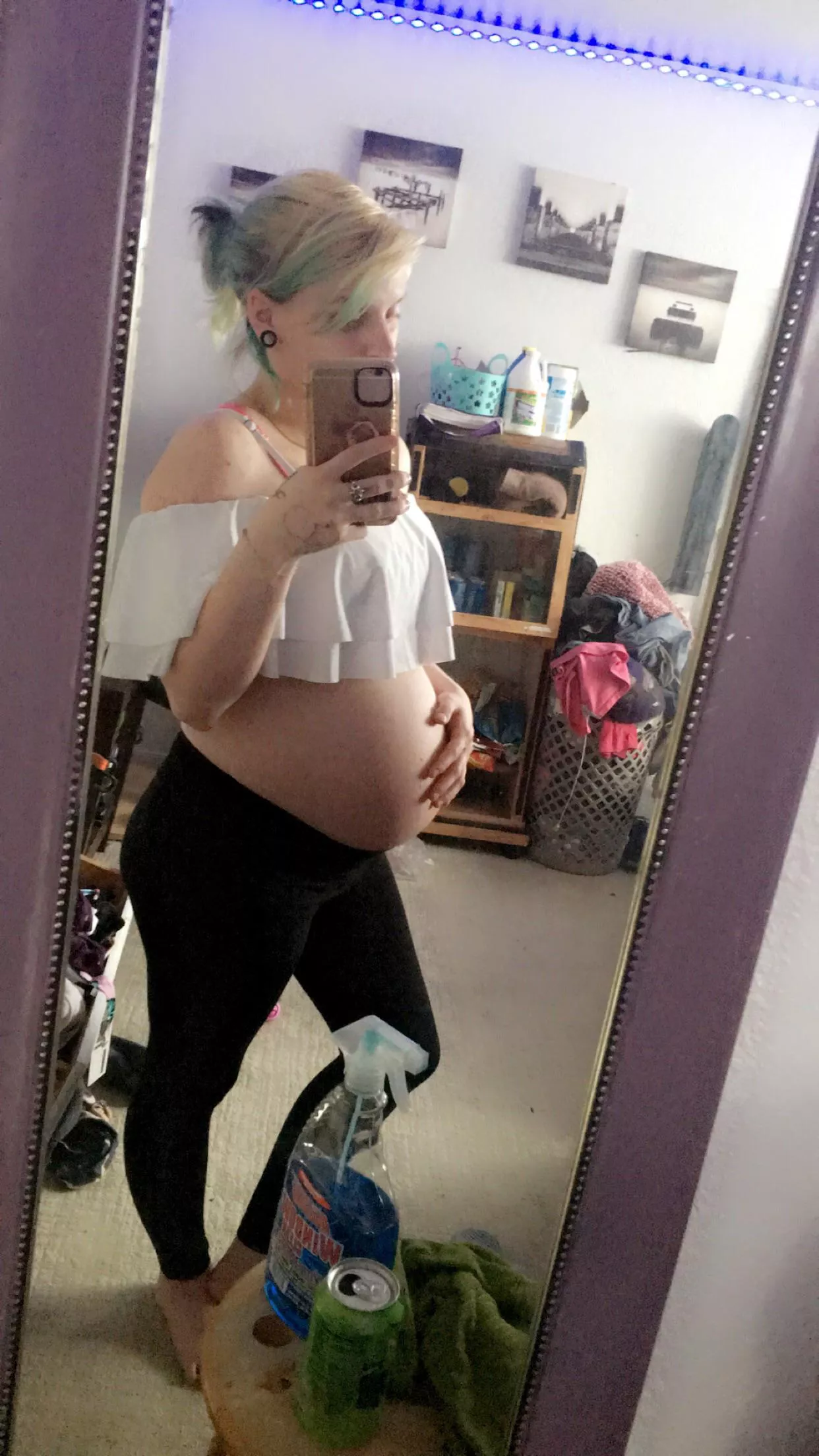 c: I sell content!!!