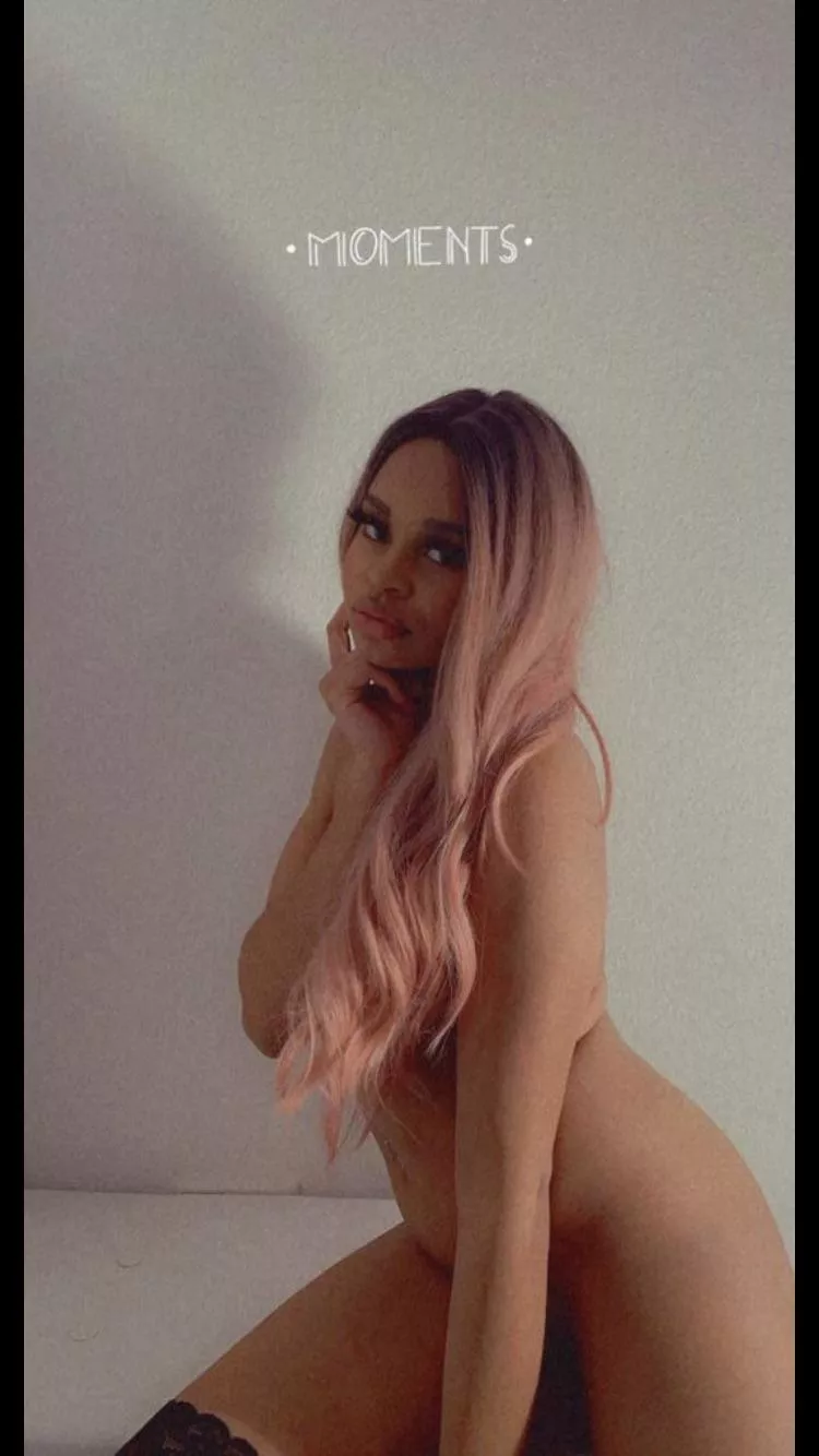 Can i be your F*** Doll? 😈😘