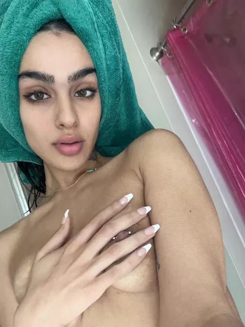 Can I be your fuck doll?